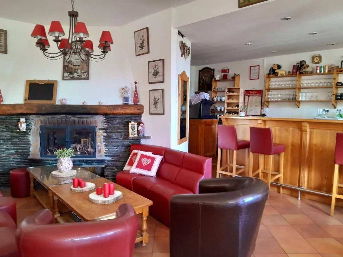 **  Hotel Restaurant La Source Allos France